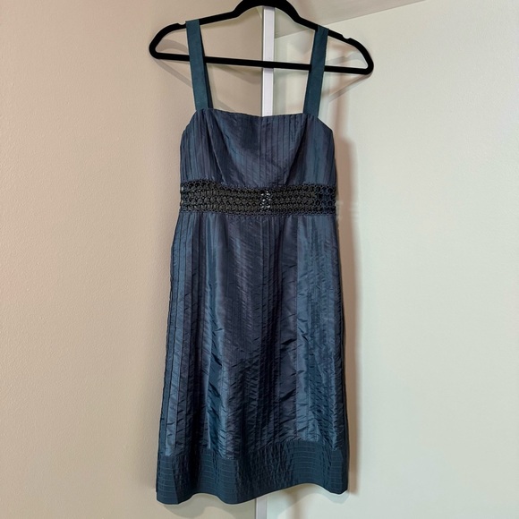 Catherine Malandrino size 2 100% silk Pleated Midi dress with cutout details - Picture 1 of 7